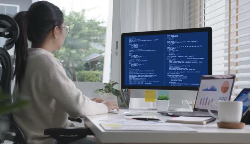 乌苏市企业数字化解决方案:机器学习赋能商业模式升级的核心路径